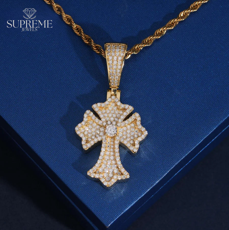 Royal Gothic Cross Pendant™