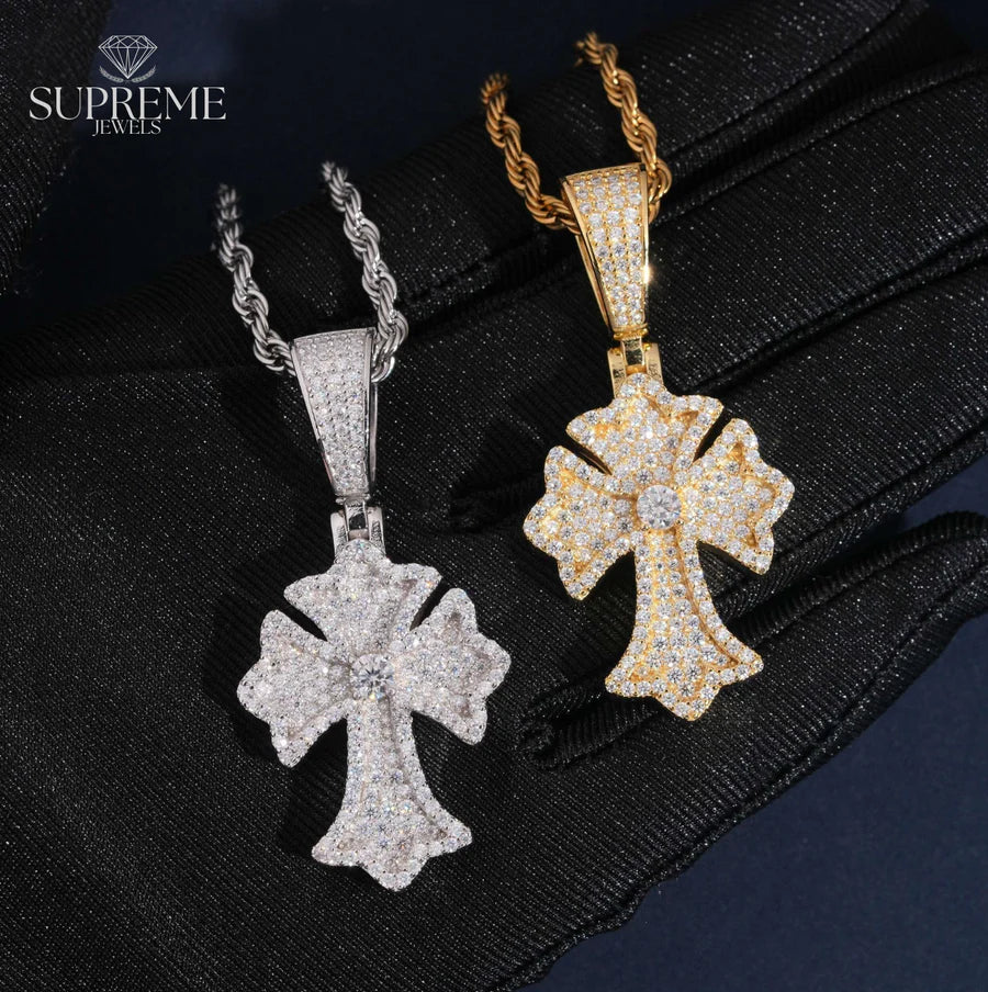 Royal Gothic Cross Pendant™
